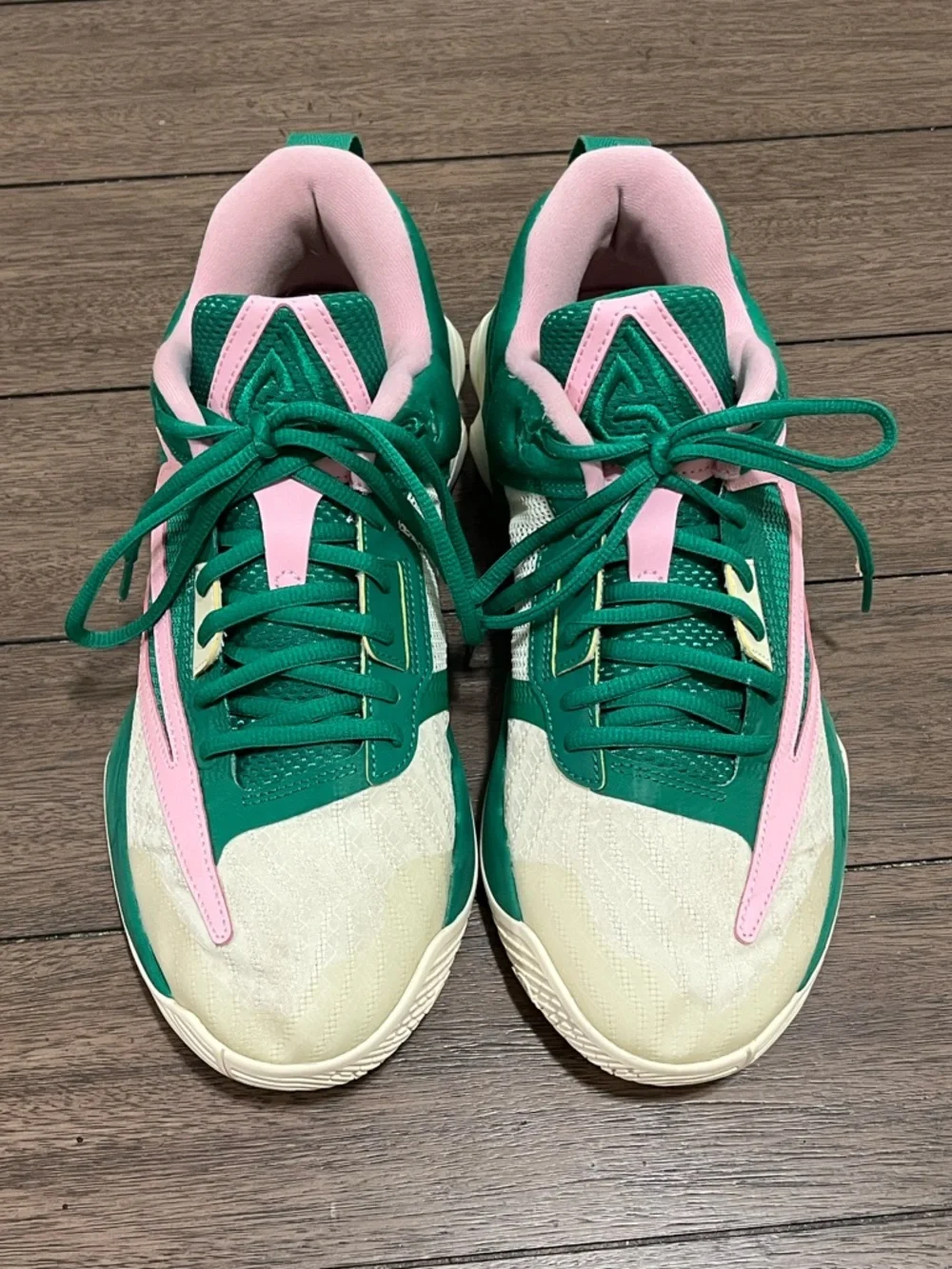 Nike‎ Giannis Immortality 3 Green Pink Coconut Milk Size 9.5 Basketball Sneakers